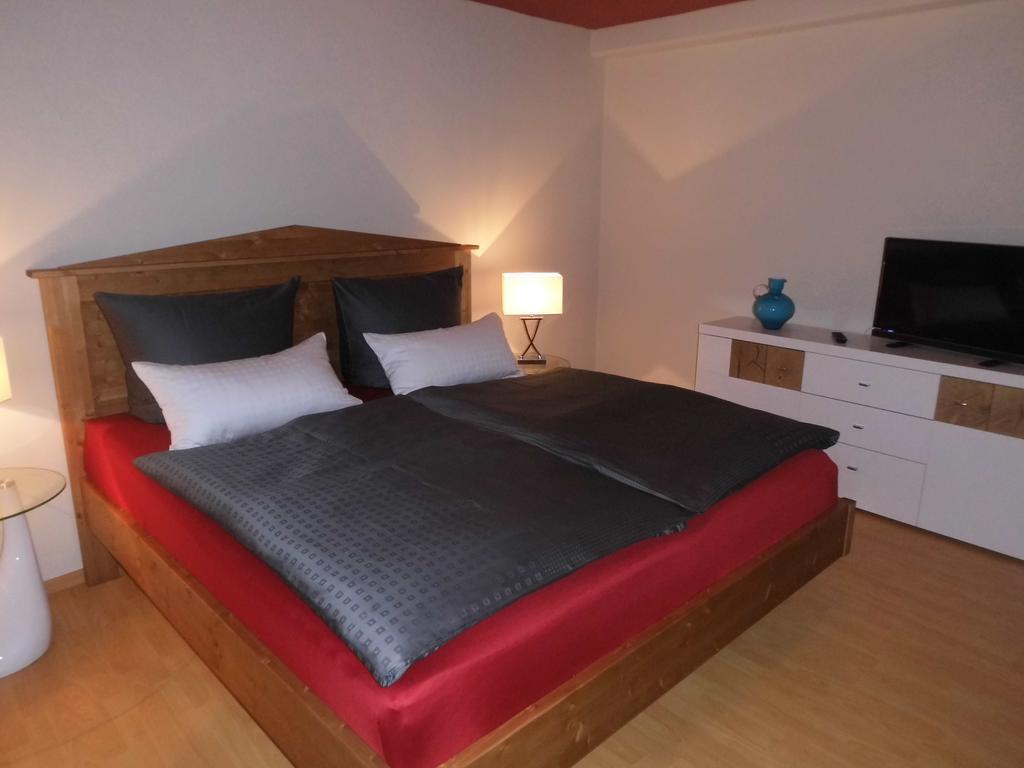 Ferienwohnung Himmel Und Hoelle Freiberg Buitenkant foto